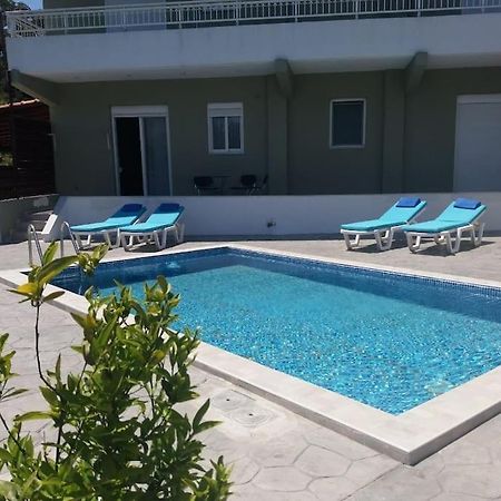 יאליסוס Greek Style Ground Floor Apartment & Pool מראה חיצוני תמונה