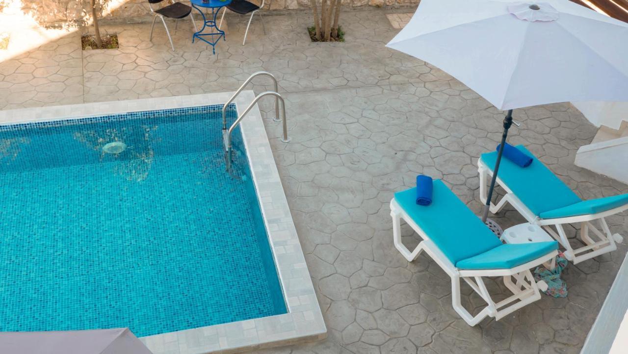 יאליסוס Greek Style Ground Floor Apartment & Pool מראה חיצוני תמונה