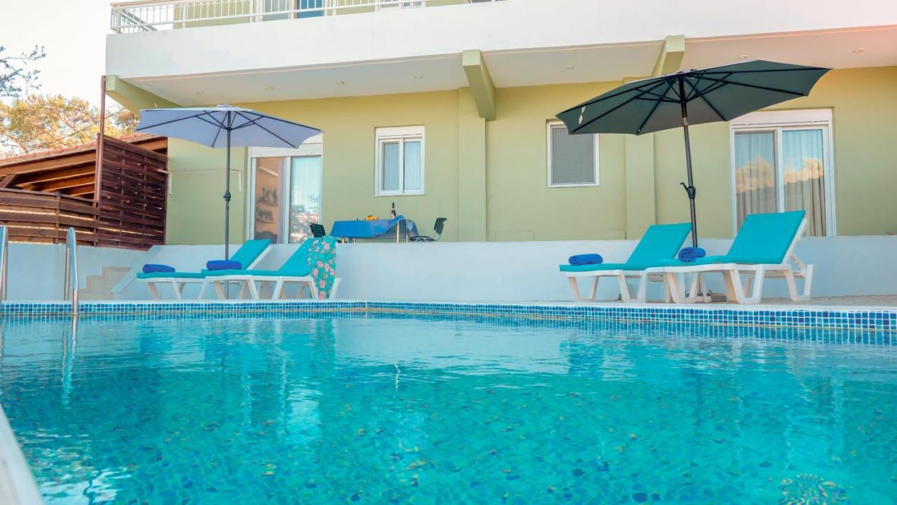 יאליסוס Greek Style Ground Floor Apartment & Pool מראה חיצוני תמונה